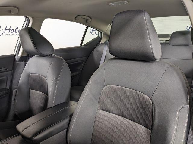 2025 Nissan Altima SV - Photo 21