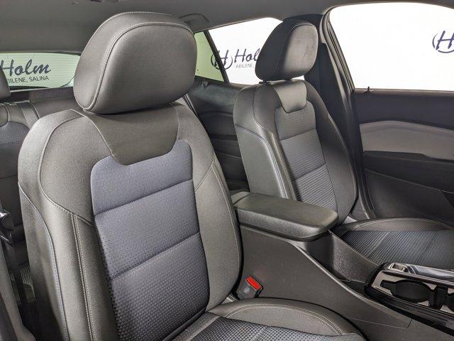 2025 Chevrolet Trax LT - Photo 34