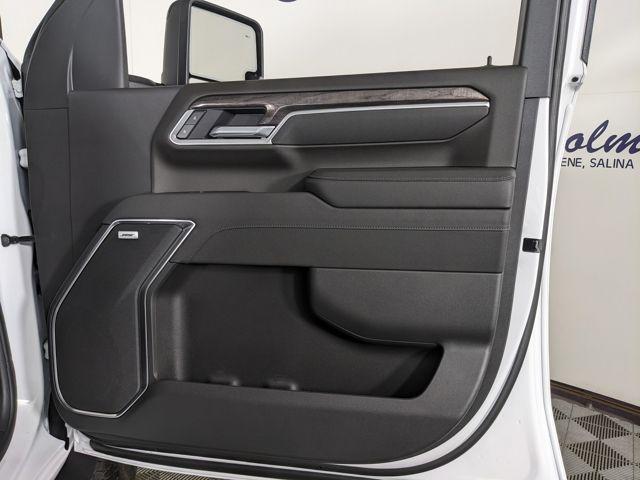 2026 Chevrolet Silverado 3500 HD LTZ - Photo 43