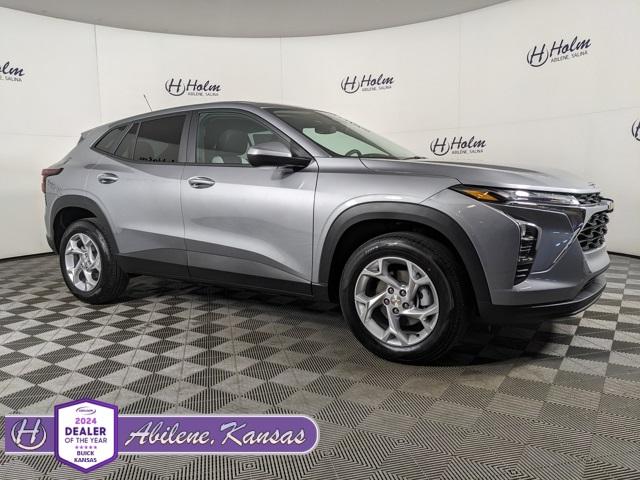 2026 Chevrolet Trax LS's photo