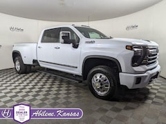 2026 Chevrolet Silverado 3500 HD High Country DRW Truck