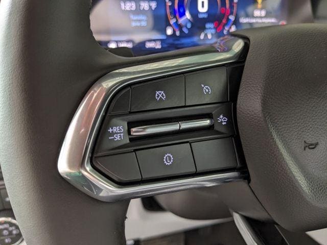 2026 Chevrolet Suburban Premier - Photo 14