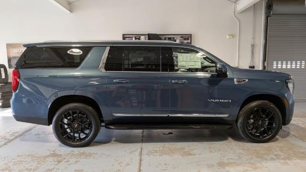 New 2026 GMC Yukon XL Elevation SUV