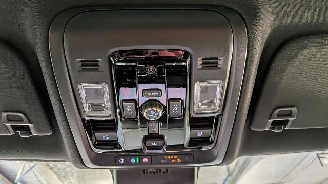 2026 GMC Yukon XL Denali - Photo 15