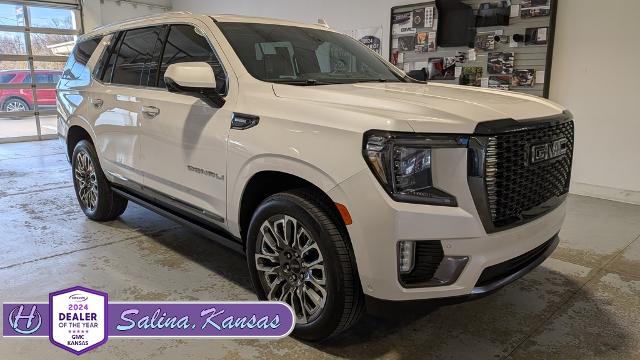 2024 GMC Yukon Denali Ultimate's photo