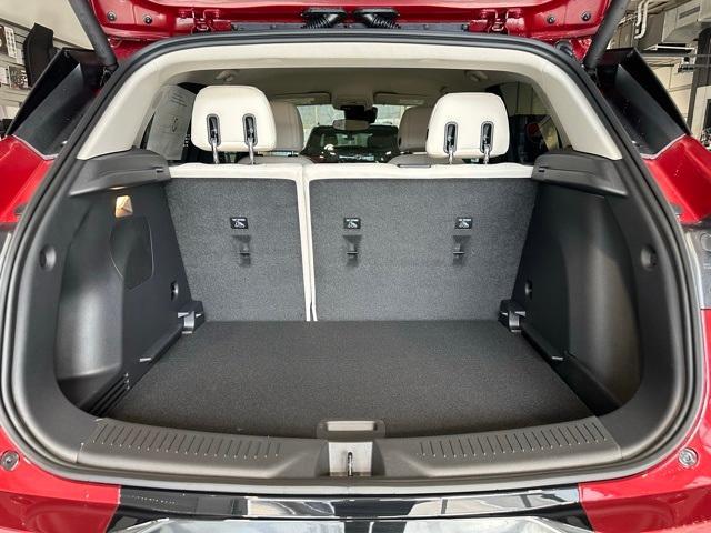 2025 Buick Encore GX Sport Touring photo 4