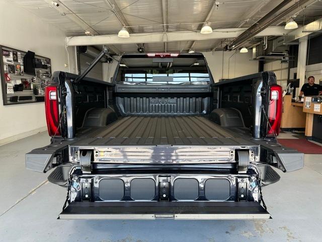 2025 Gmc Sierra 2500 HD Denali photo 4