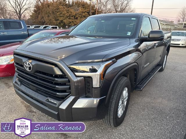 2025 Toyota Tundra SR5's photo