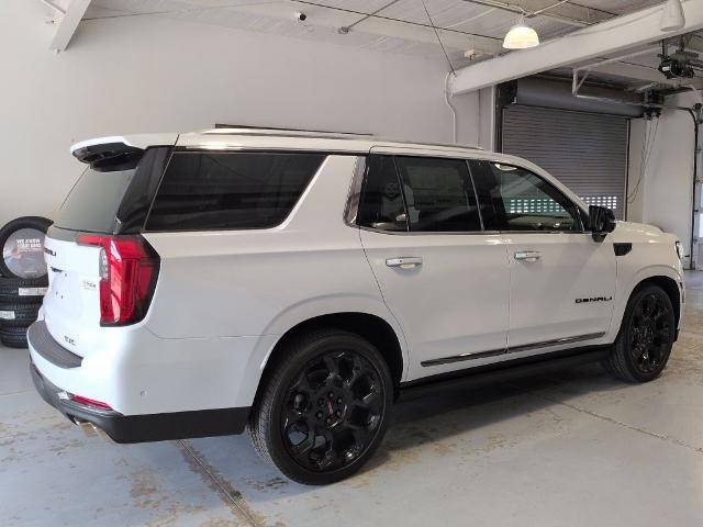 2026 GMC Yukon Denali Ultimate - Photo 20