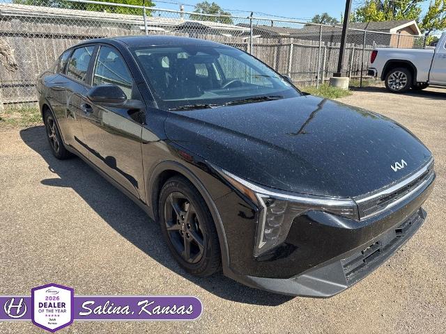2025 Kia K4 LXS AT's photo