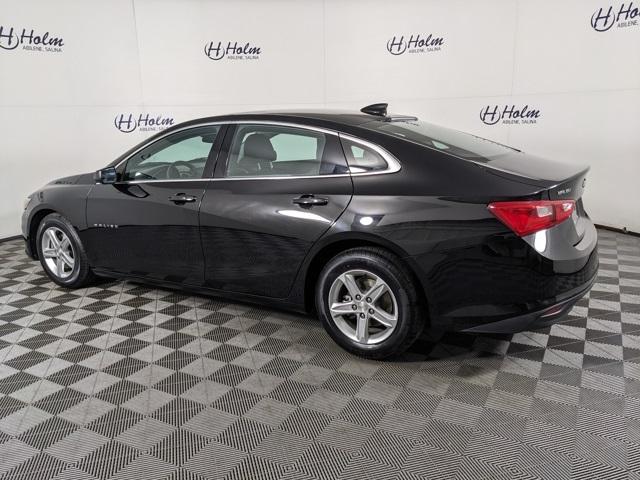 2023 Chevrolet Malibu 1LT photo 4