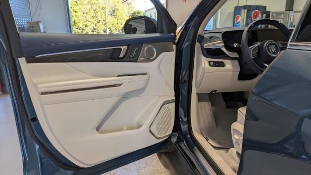 New 2026 Buick Enclave Avenir SUV