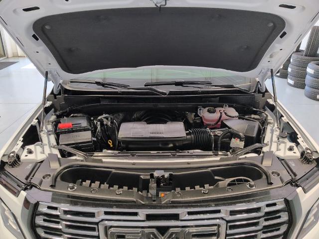 2026 GMC Yukon Denali Ultimate - Photo 31