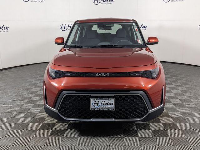 2025 Kia Soul LX - Photo 11