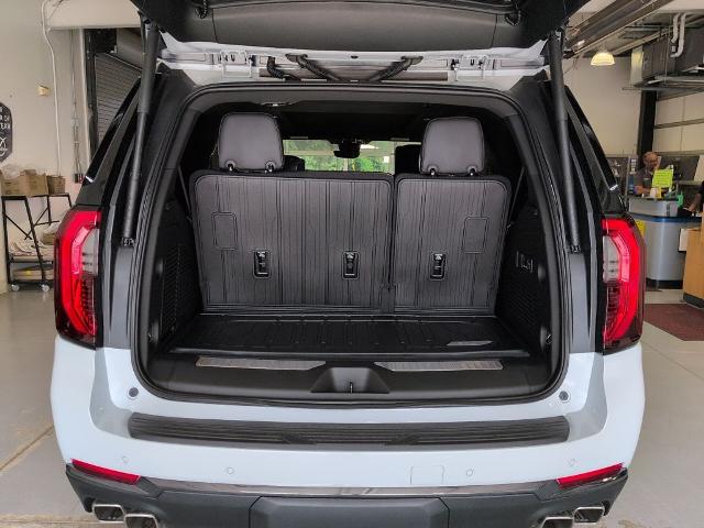 2026 GMC Yukon Denali Ultimate - Photo 22
