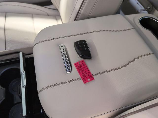 2026 GMC Yukon Denali - Photo 29