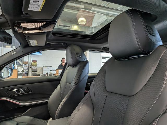 2025 Bmw 330i photo 3