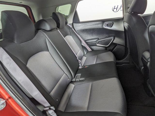 2025 Kia Soul LX - Photo 36