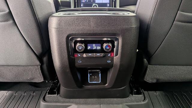 2026 GMC Yukon XL Denali - Photo 20