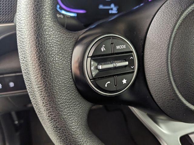 2025 Kia Soul LX - Photo 15