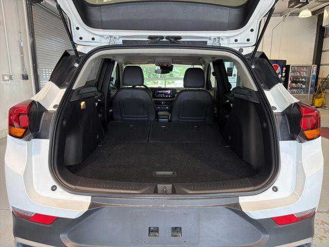 2025 Buick Encore GX Preferred - Photo 13