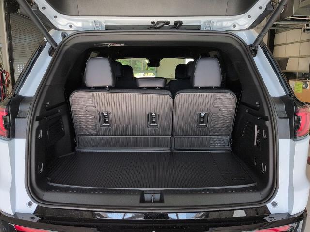 2026 GMC Acadia Denali - Photo 20
