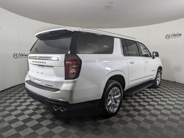 2024 Chevrolet Suburban Premier photo 3