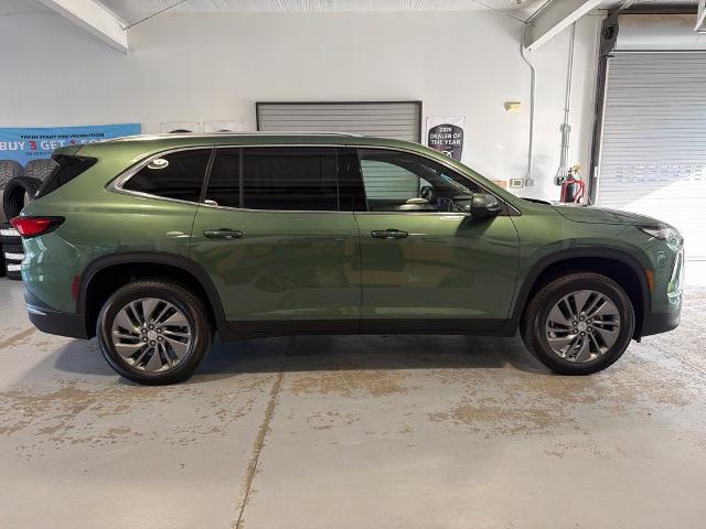 2027 Buick Enclave Preferred - Photo 2