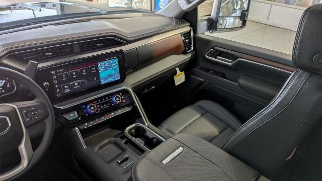 2026 GMC Sierra 2500HD Denali - Photo 6