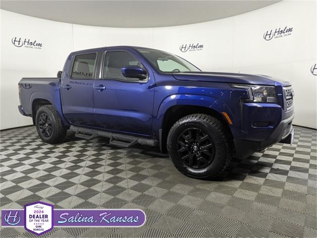 2022 Nissan Frontier SV's photo