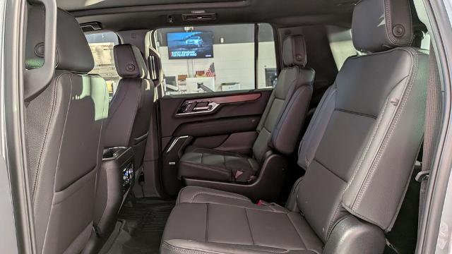2026 GMC Yukon XL Denali - Photo 19