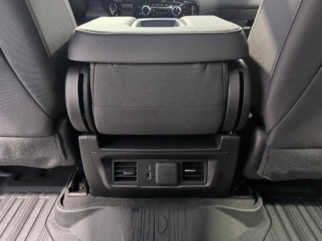 2026 GMC Sierra 1500 SLE - Photo 13