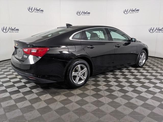 2023 Chevrolet Malibu 1LT photo 3