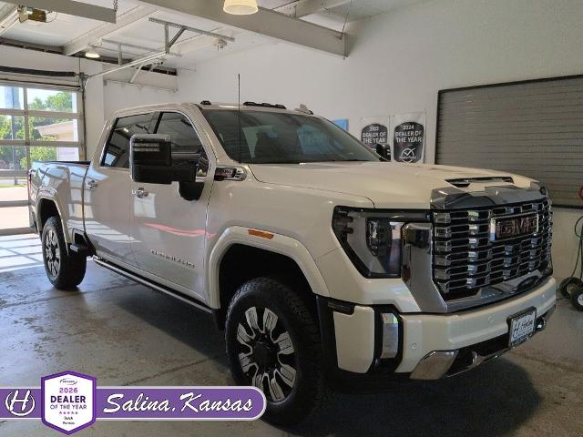2024 GMC Sierra 4WD Crew Cab Standard Box Denali's photo