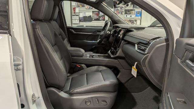 2026 GMC Acadia Elevation - Photo 15