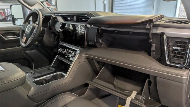 2026 GMC Sierra 2500HD Denali - Photo 16