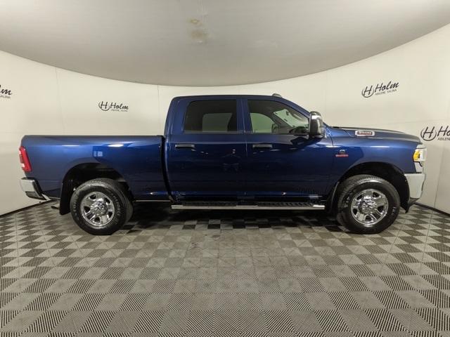 2024 Ram 3500 Tradesman photo 2