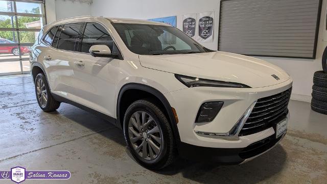 2026 Buick Enclave Preferred AWD's photo