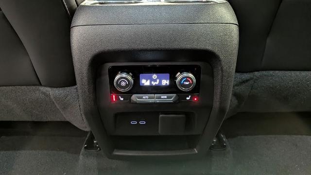 2026 GMC Acadia Elevation - Photo 13