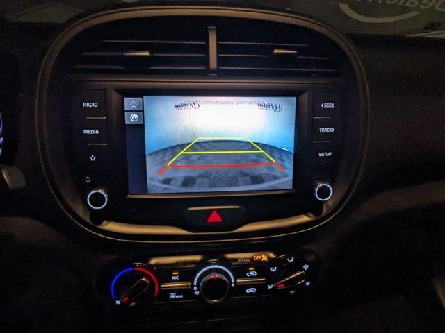 2025 Kia Soul LX - Photo 19