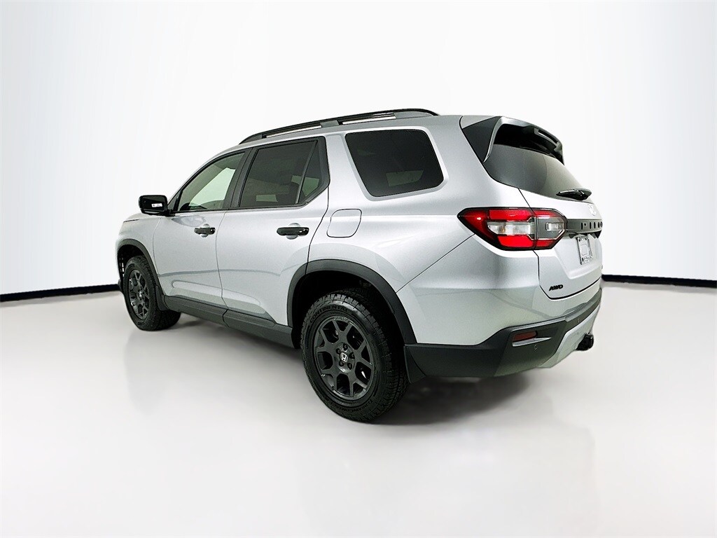 New 2025 Honda Pilot TrailSport SUV