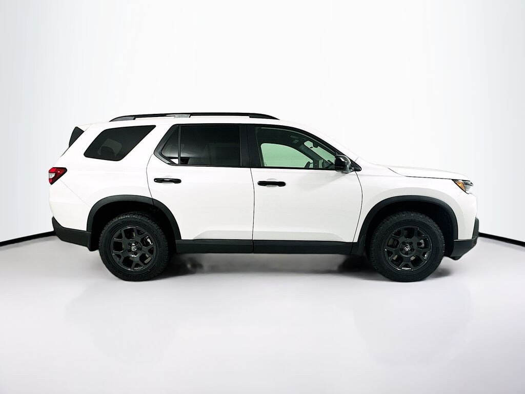 New 2026 Honda Pilot TrailSport SUV