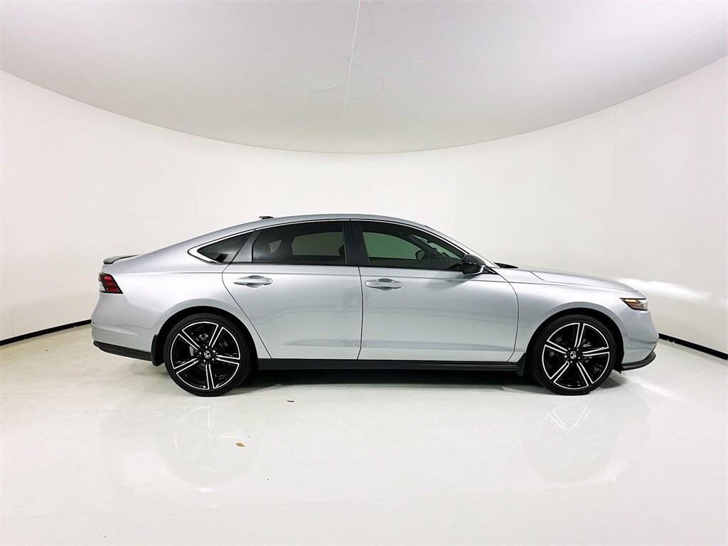 2025 Honda Accord Hybrid Sport photo 4