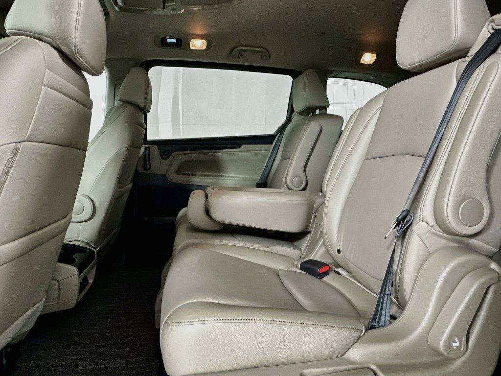 2024 Honda Odyssey Touring - Photo 20
