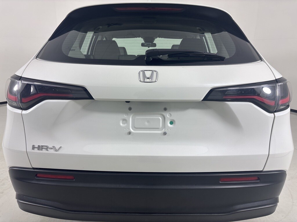 2023 Honda HR-V LX 2WD photo 4