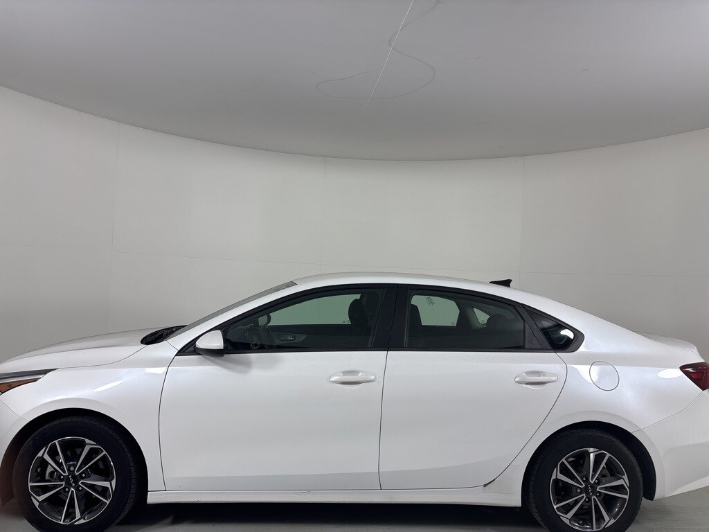 Used 2024 Kia Forte LXS Sedan