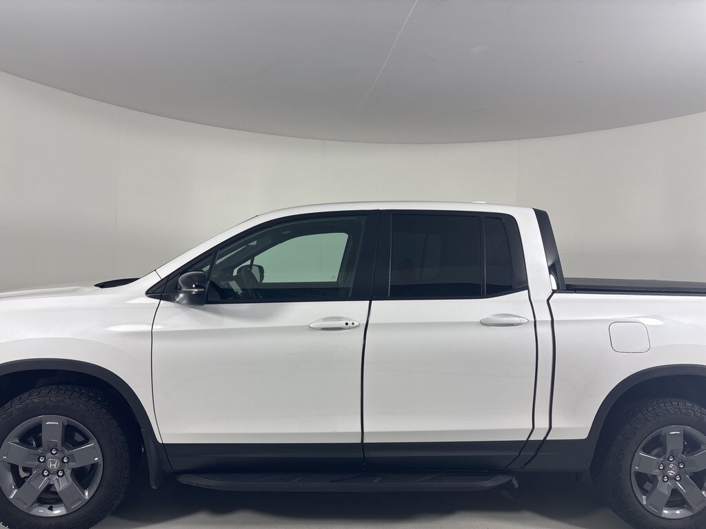 2025 Honda Ridgeline TrailSport photo 3