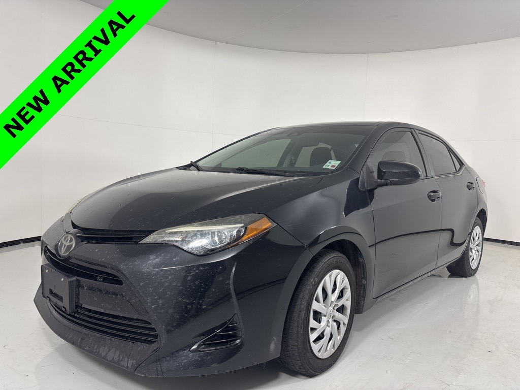 2018 Toyota Corolla LE's photo