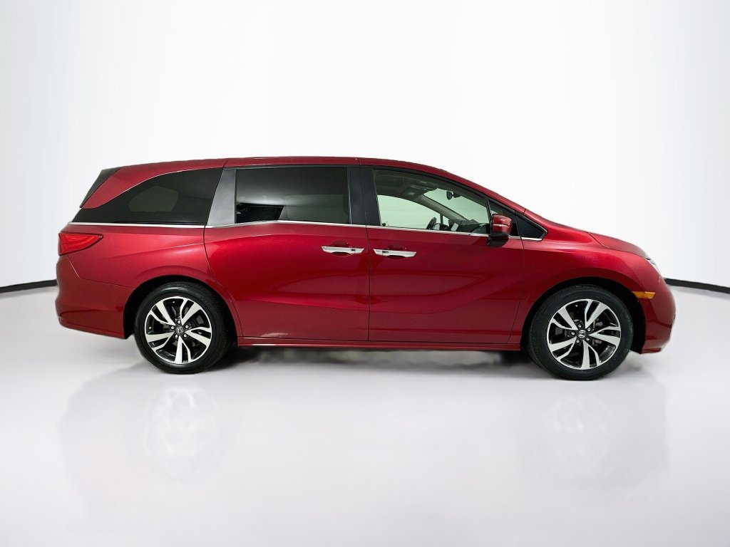 2024 Honda Odyssey Touring - Photo 4