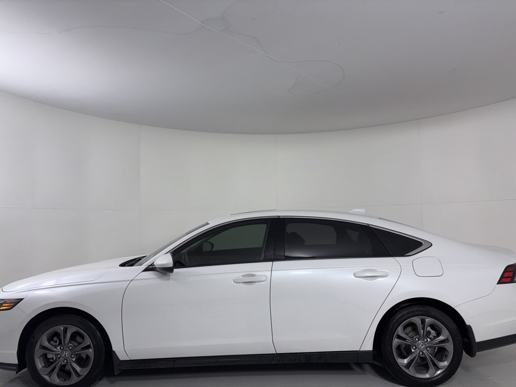 Used 2024 Honda Accord EX Sedan